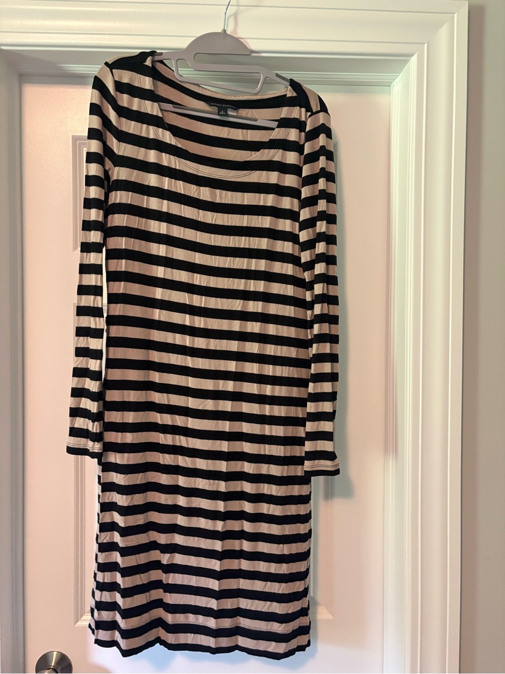 Banana Republic Striped Long Sleeve Shift Dress - Black & Cream- Missing belt